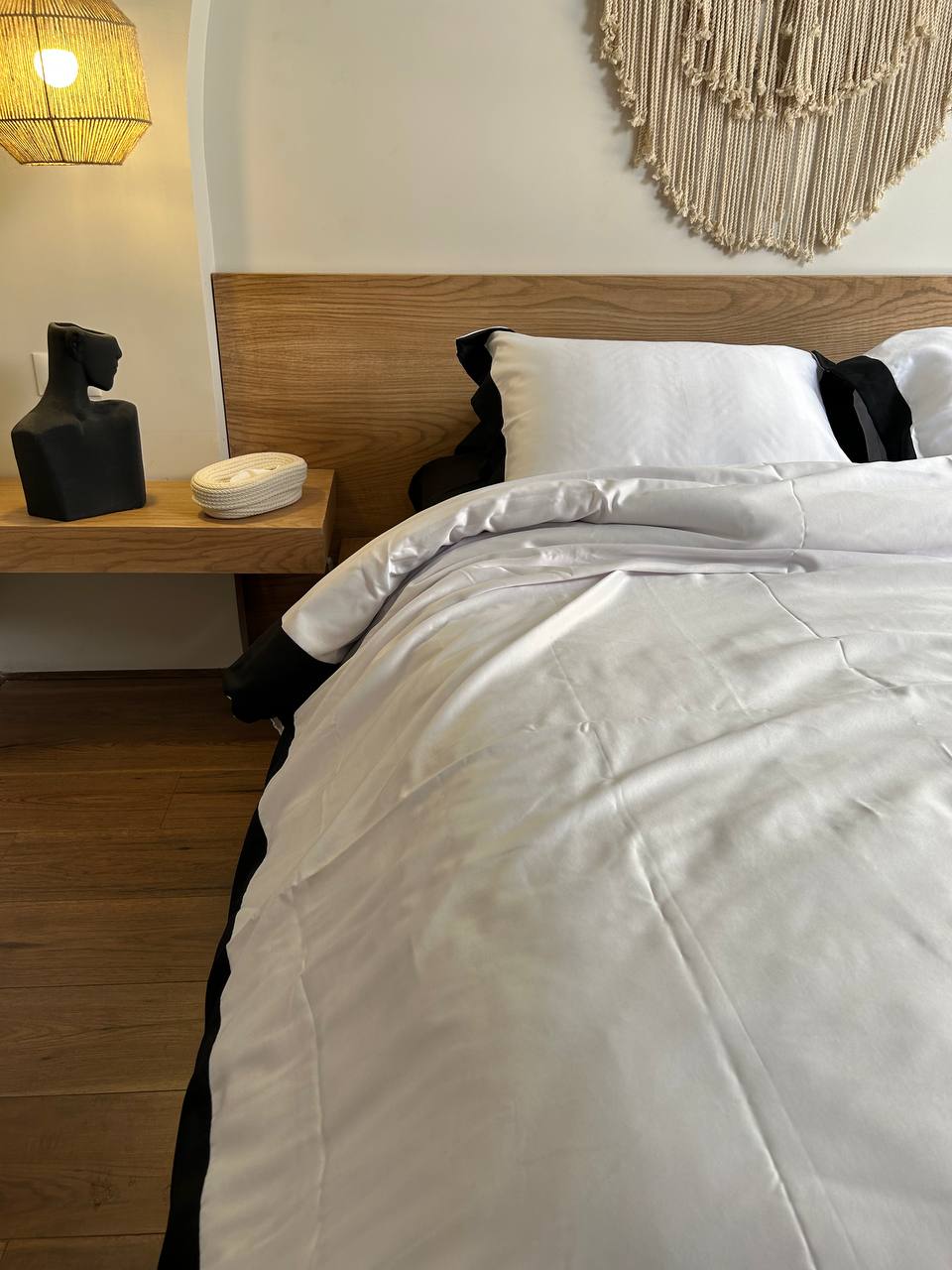PILLOW TALK silky cotton duvet cover