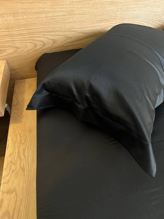 BLACK oxford silky cotton bedsheet