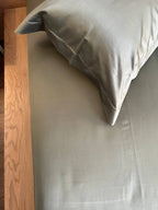 OLIVE oxford silky cotton bedsheet