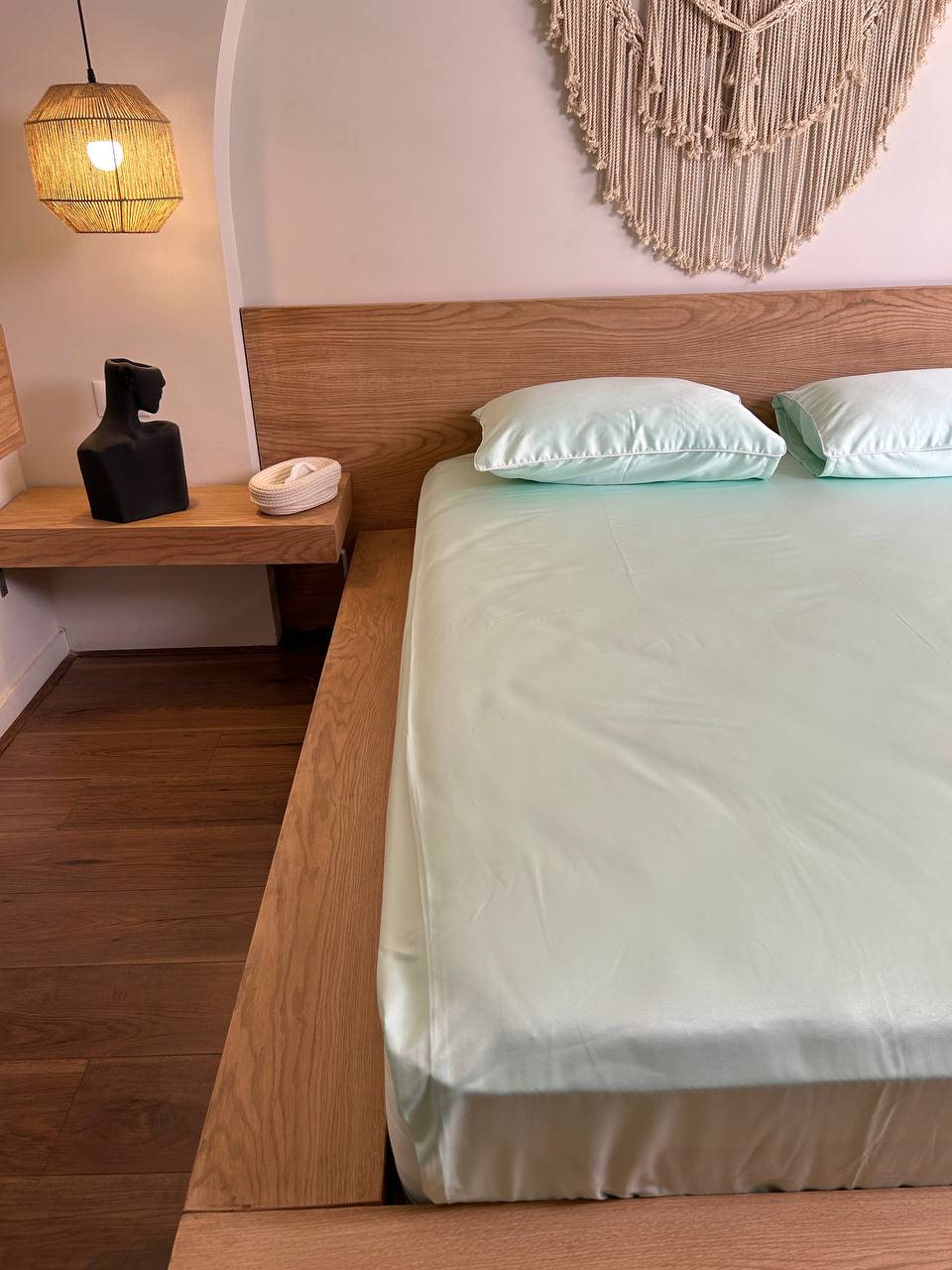 PASTEL MINT cordon silky cotton bedsheet