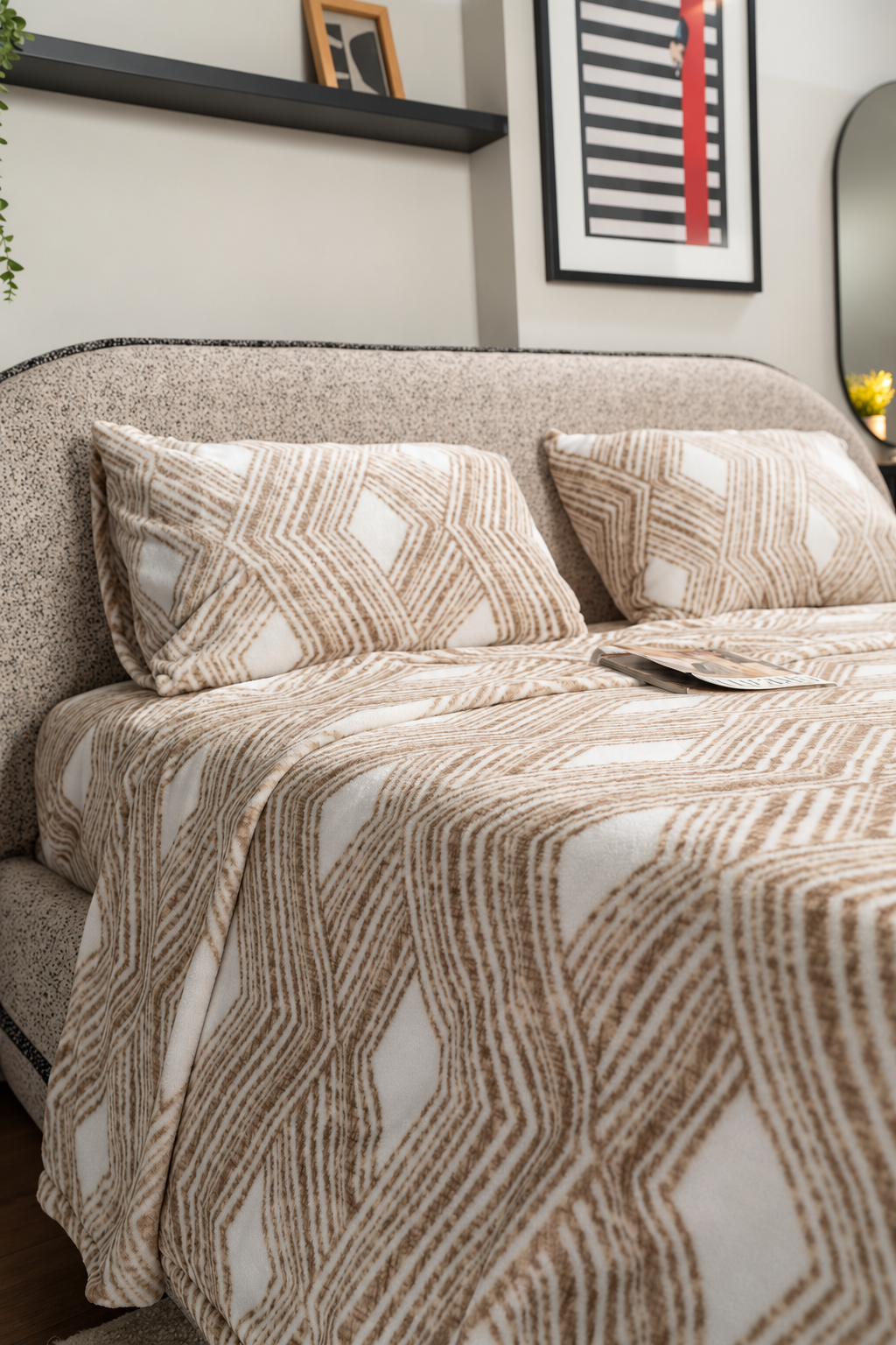 DIAMORA Colorful Flannel Bedsheet Set