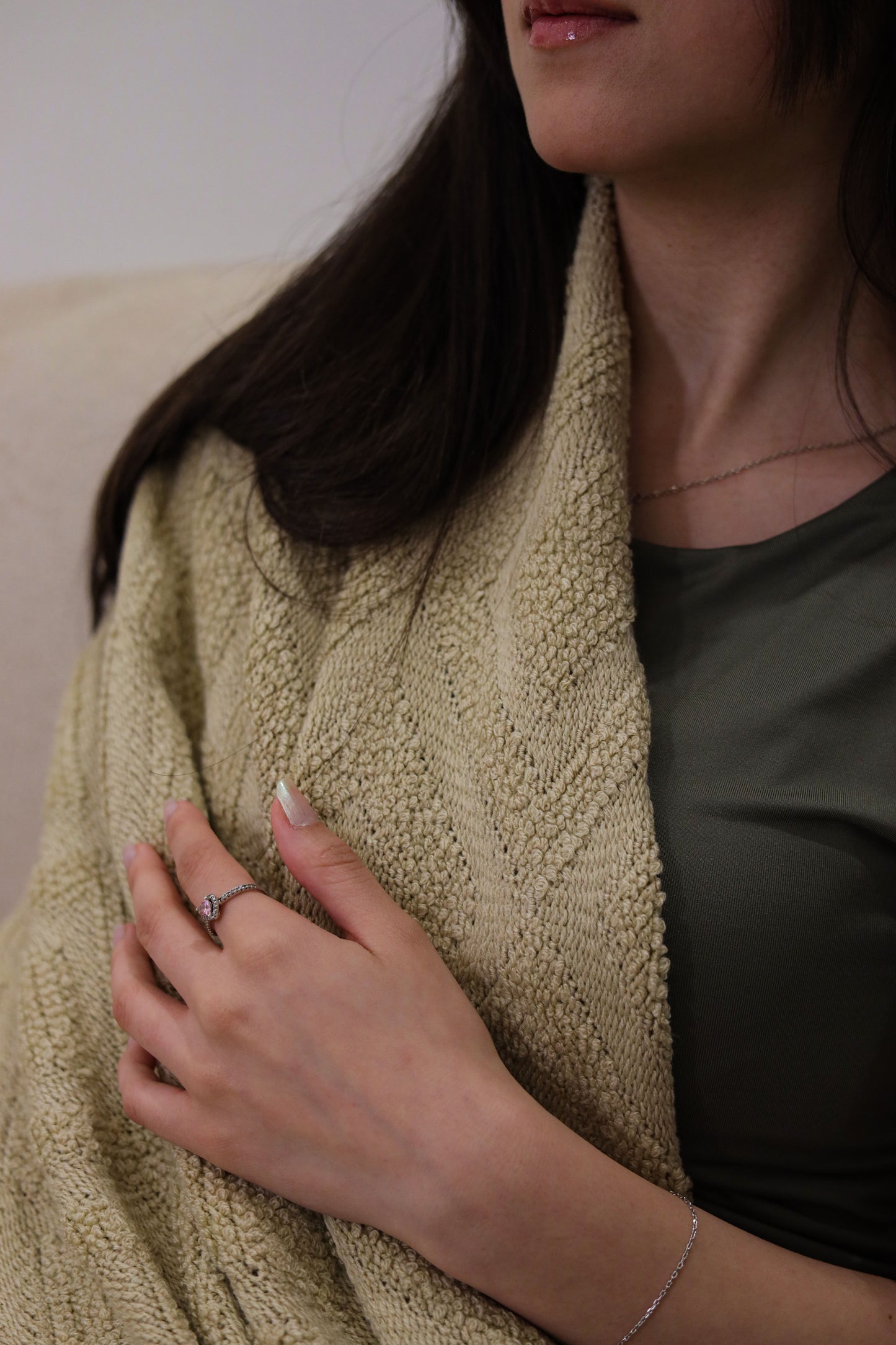 GOLDEN DIAMOND Jacquard Throw Blanket