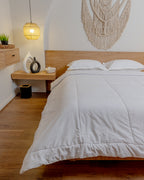 WHITE Fiber Lightweight Duvet