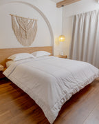WHITE Fiber Lightweight Duvet