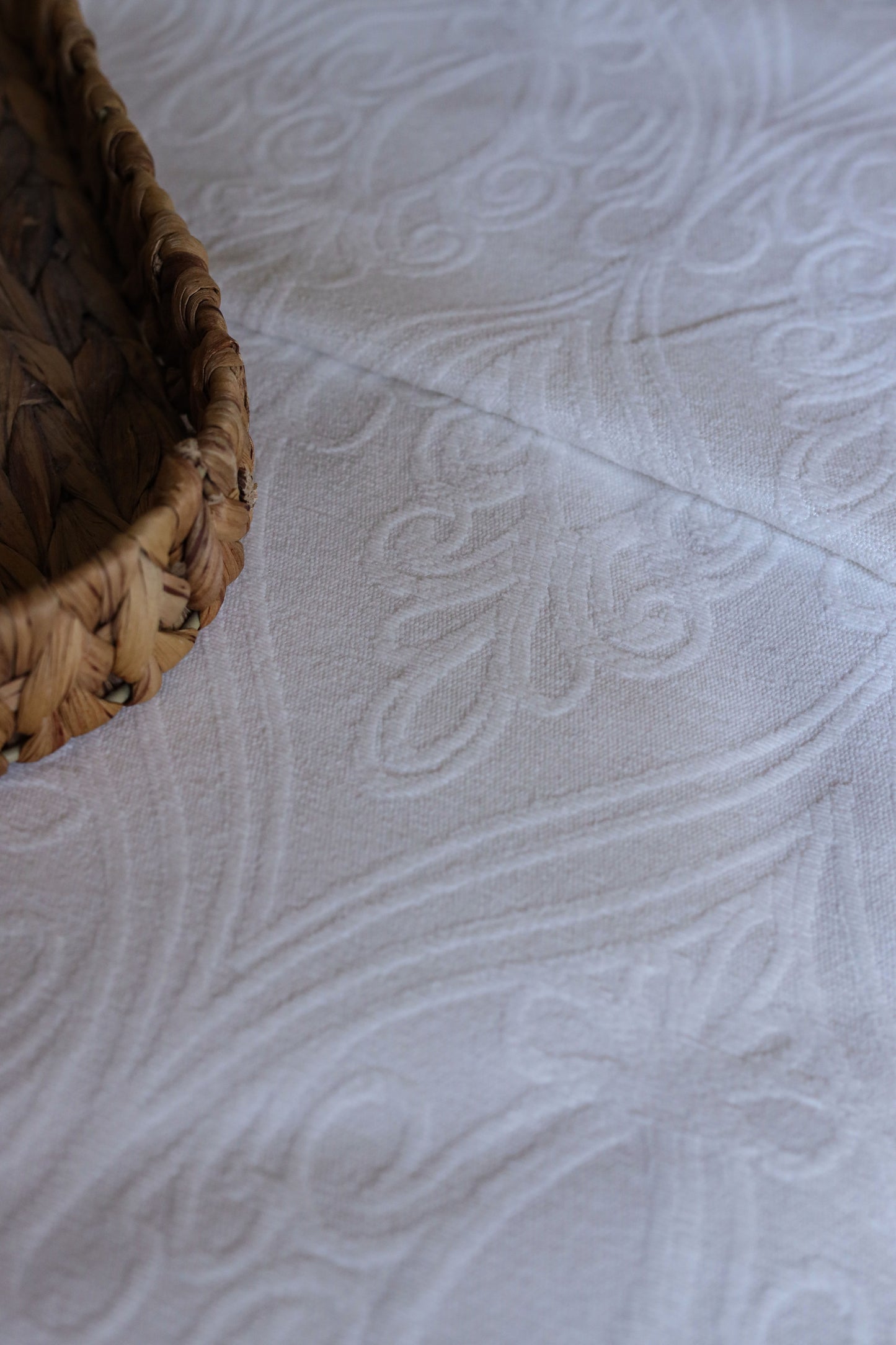 RIWAQ chenille bridal set