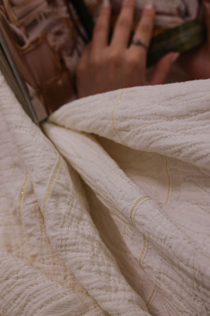 WHITE PALACE Crinkle Cotton Throw Blanket