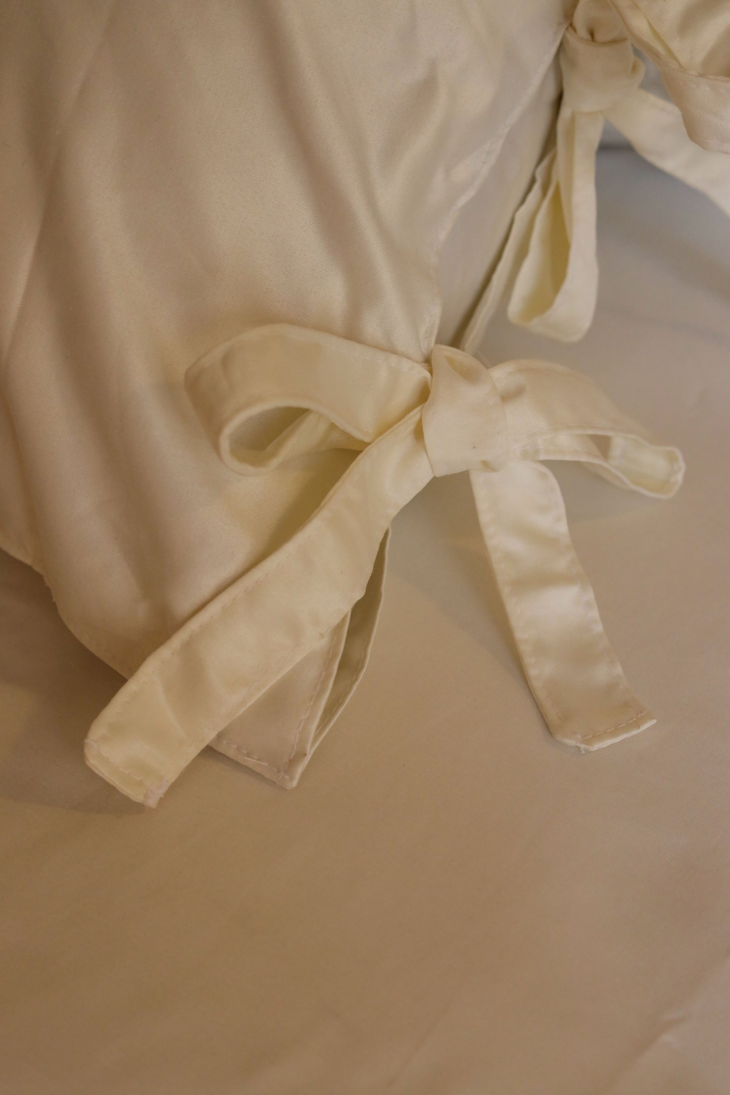 RIBBONELLE CREAM silky cotton bedsheet