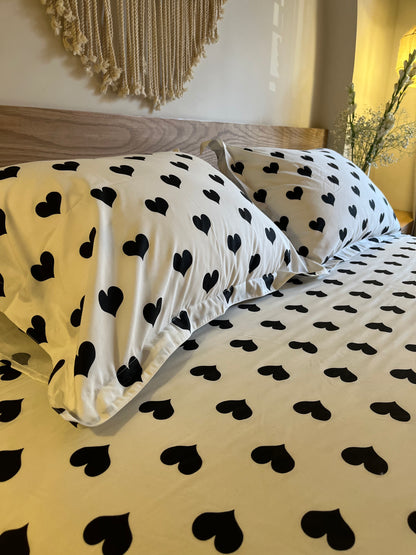 MOON HEARTS cotton bedsheet