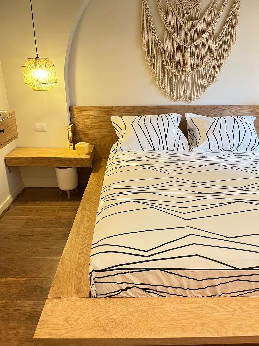 ENDLESS cotton bedsheet