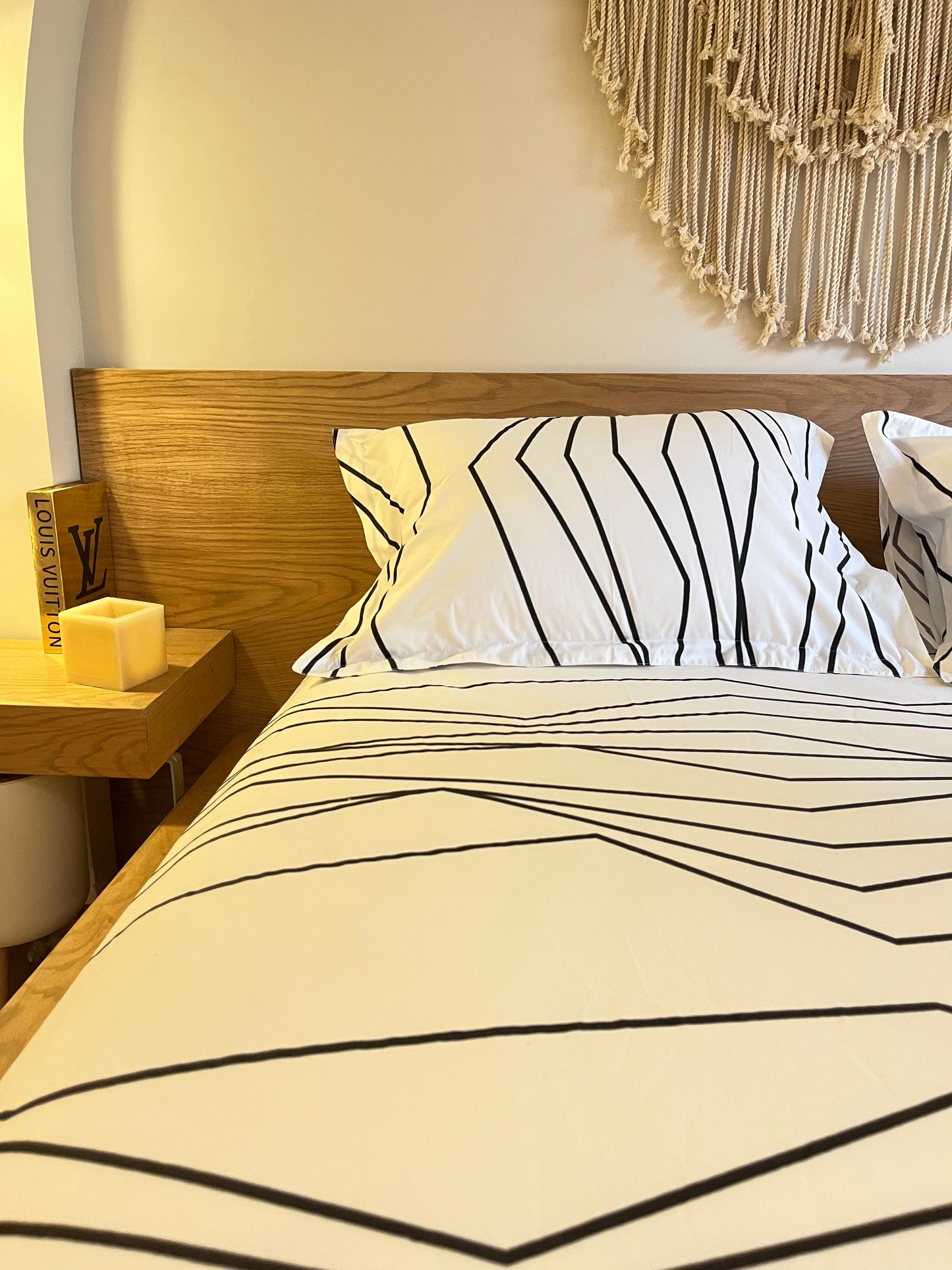 ENDLESS cotton bedsheet