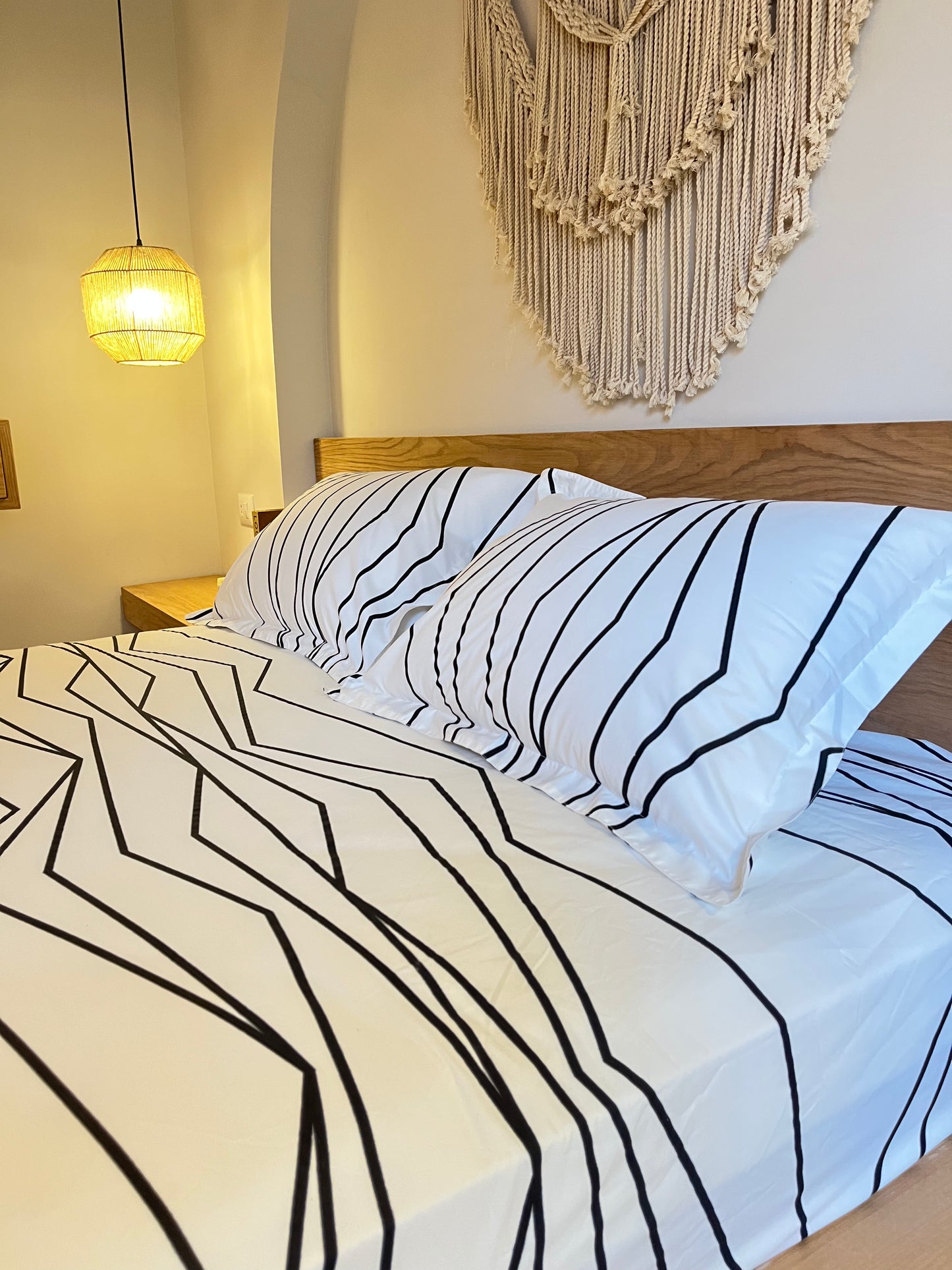 ENDLESS cotton bedsheet