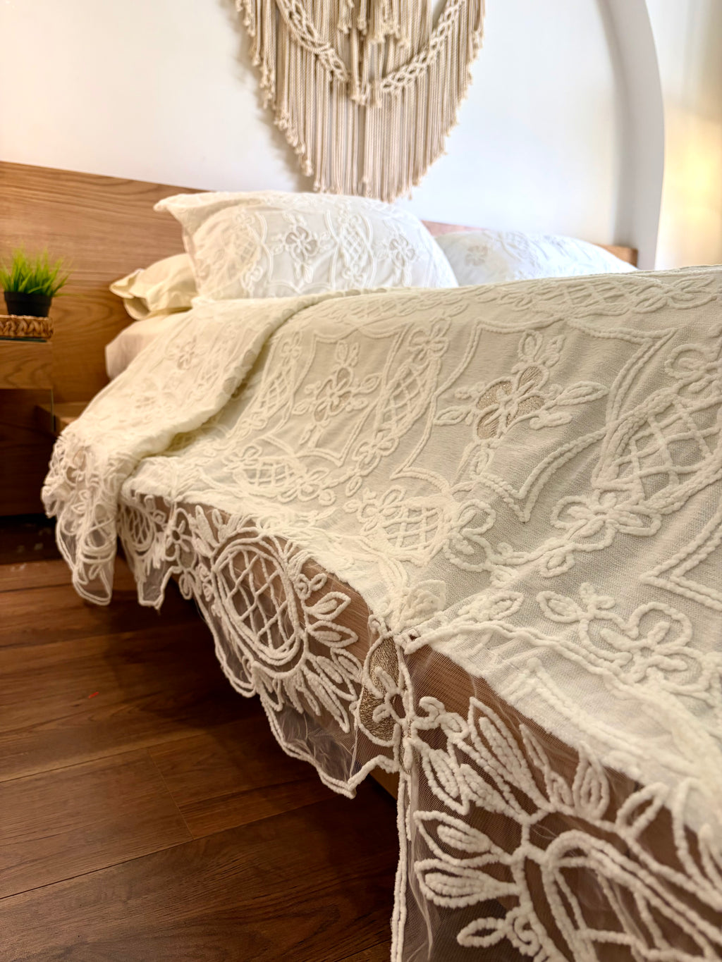 MARRAKESH chenille bridal set