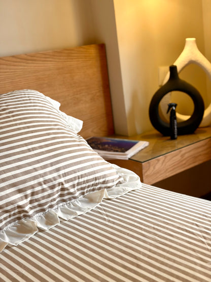 CAFE RUFFLES cotton bedsheet