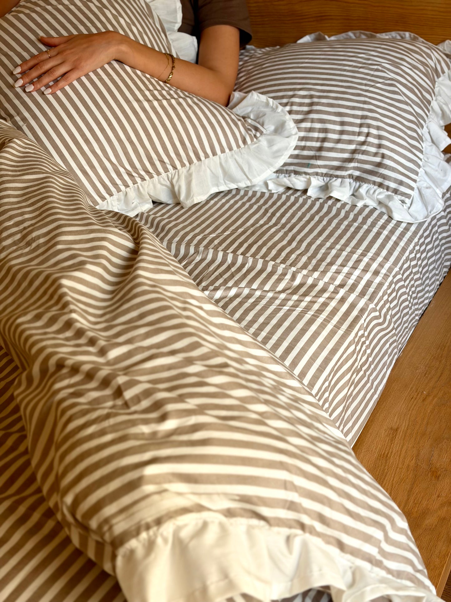 CAFE RUFFLES cotton duvet cover