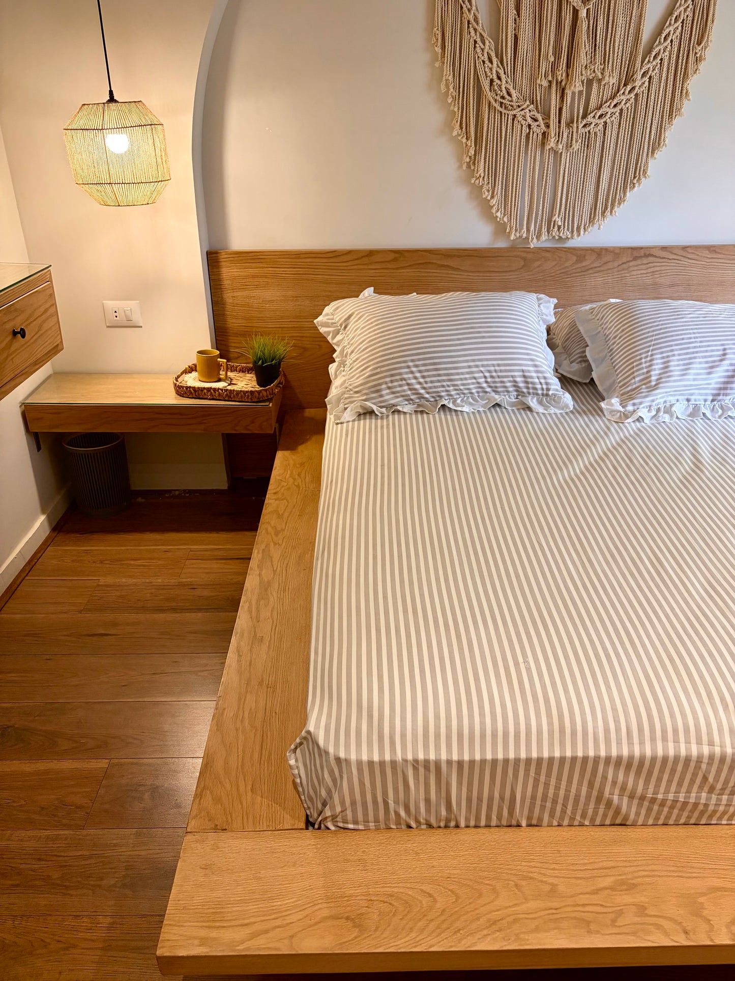CHAMPAGNE RUFFLES cotton bedsheet