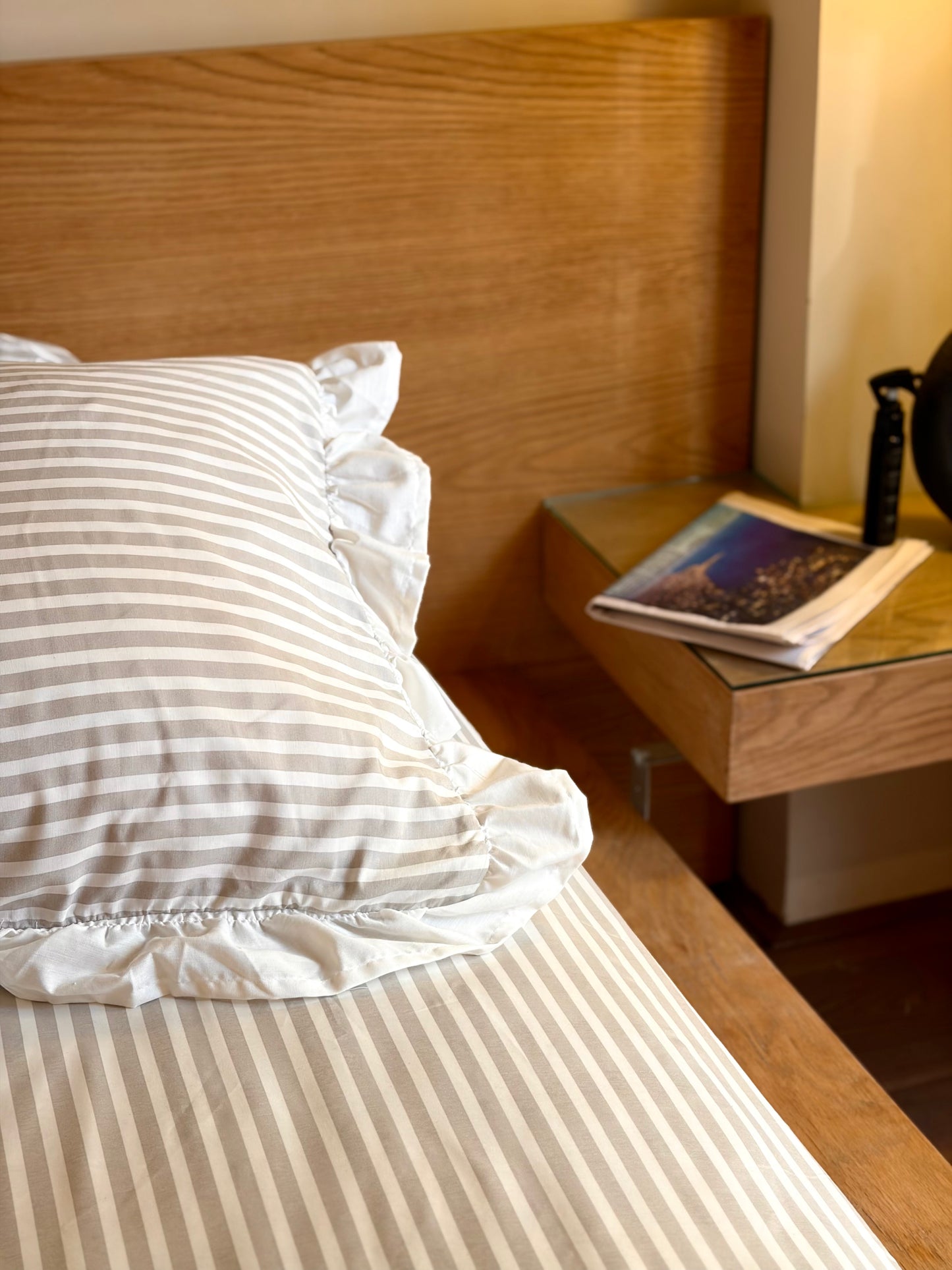 CHAMPAGNE RUFFLES cotton bedsheet