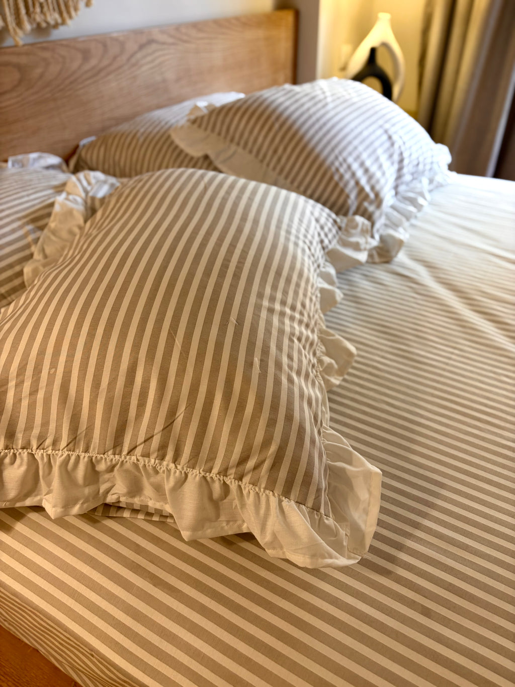 CHAMPAGNE RUFFLES cotton bedsheet