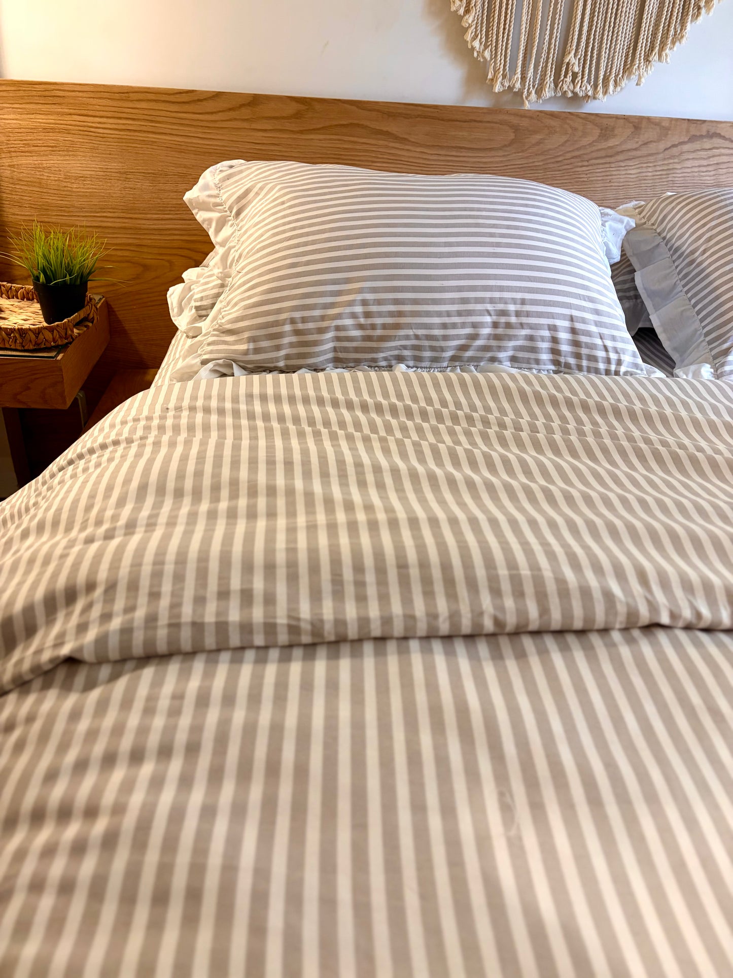 CHAMPAGNE RUFFLES cotton duvet cover