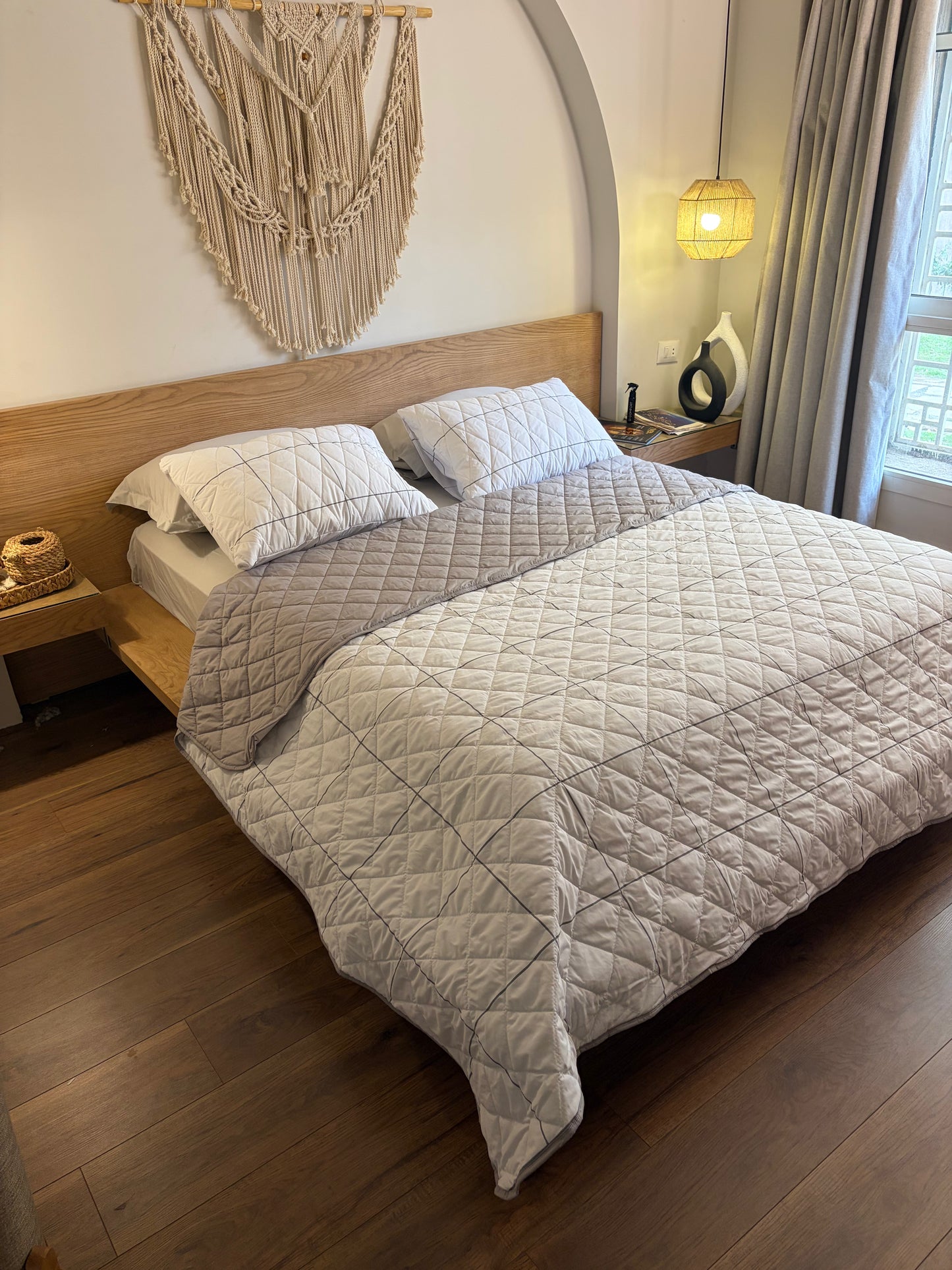 GREY LINEA Quilt