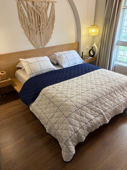BLUE LINEA Quilt