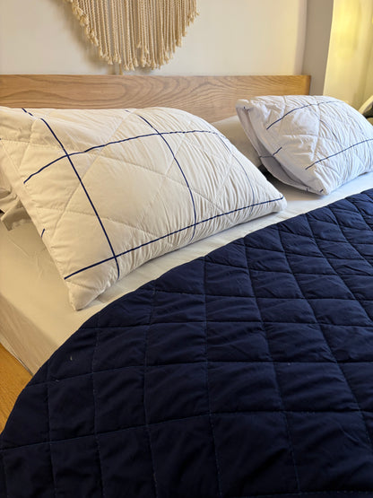 BLUE LINEA Quilt
