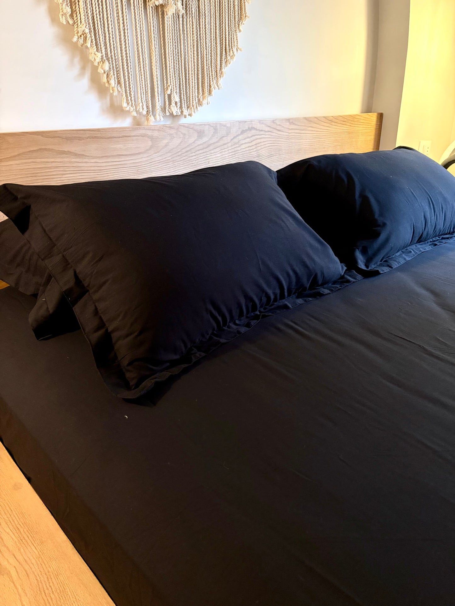 NOIR Premium Cotton Bedsheet