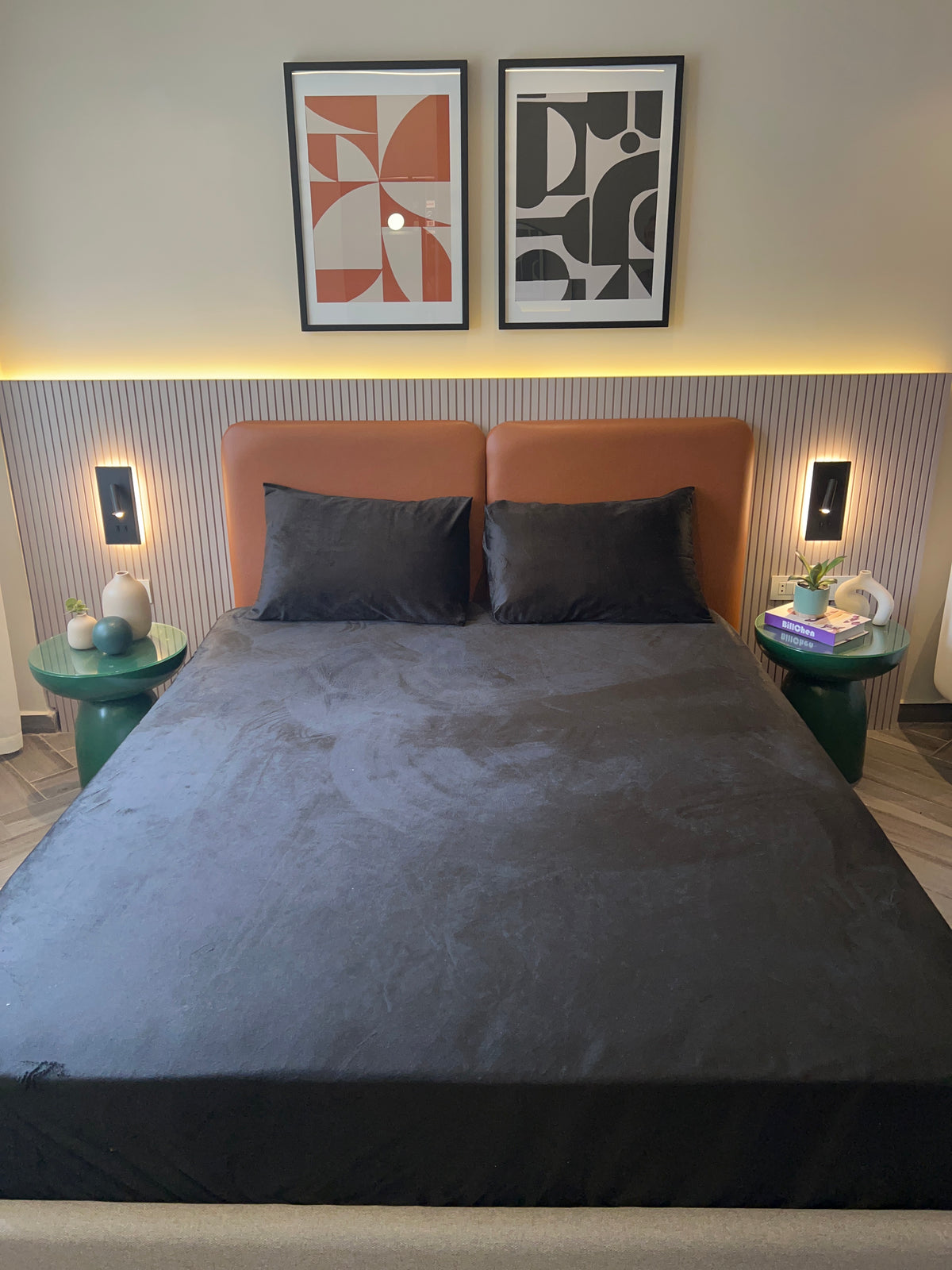 BLACK Plain Velvet Bedsheet