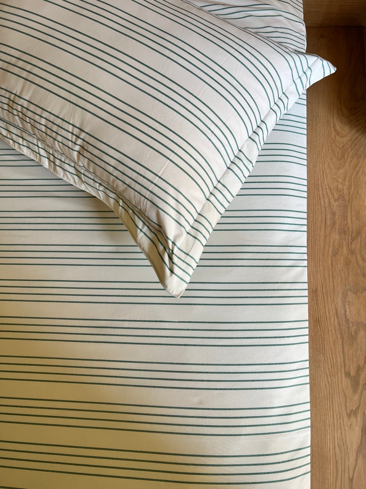 GREEN RIBBED cotton bedsheet