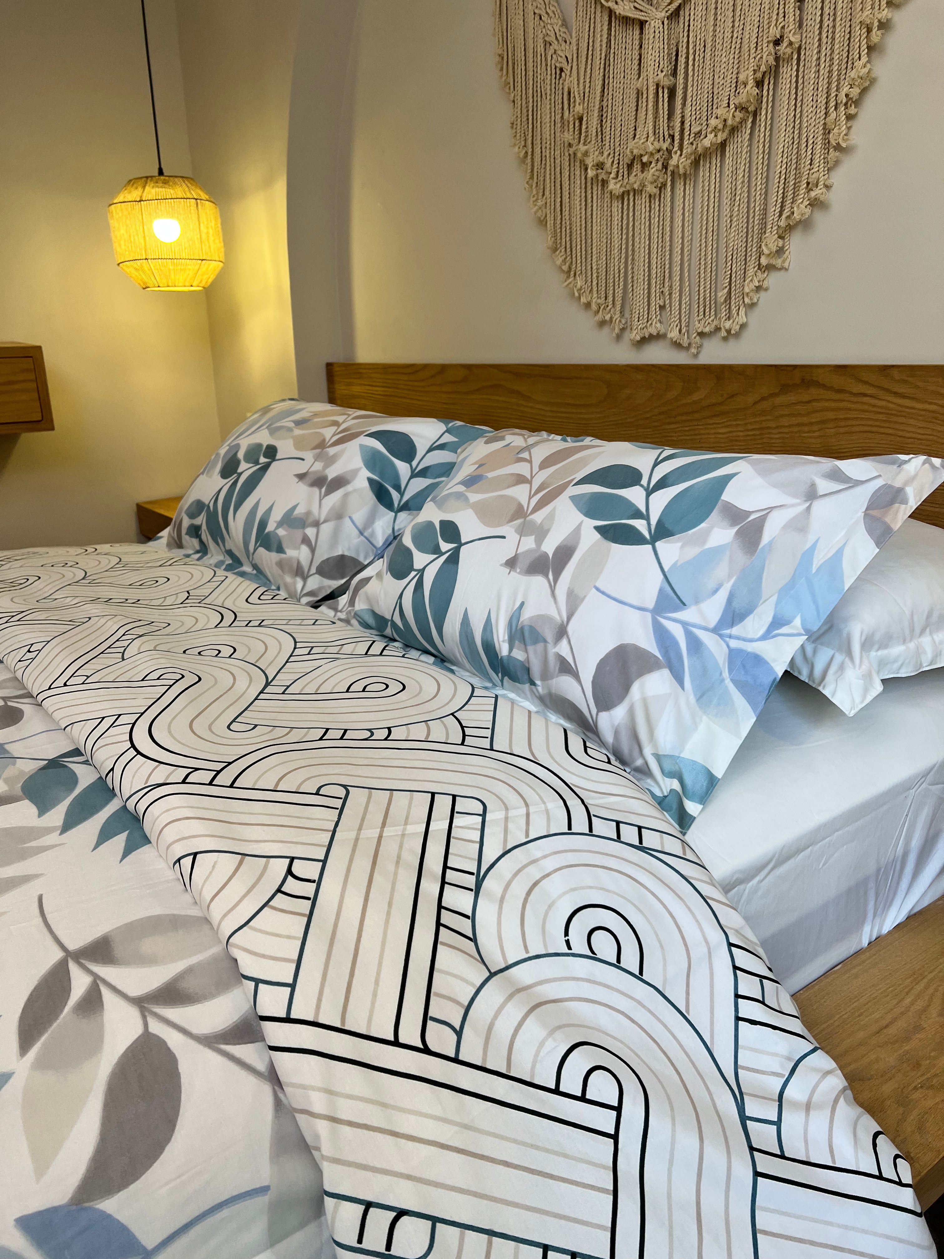 BLUE HAVEN cotton duvet cover
