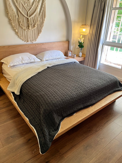 SMOKEY WOOL Knitted Cotton Throw Blanket