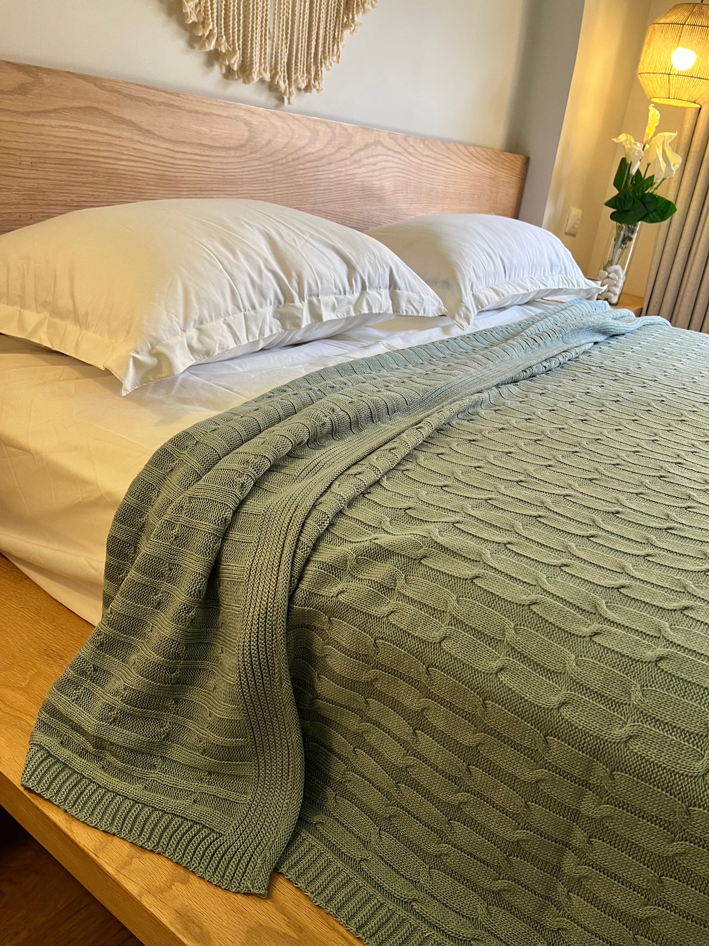 FRESH Knitted Cotton Throw Blanket