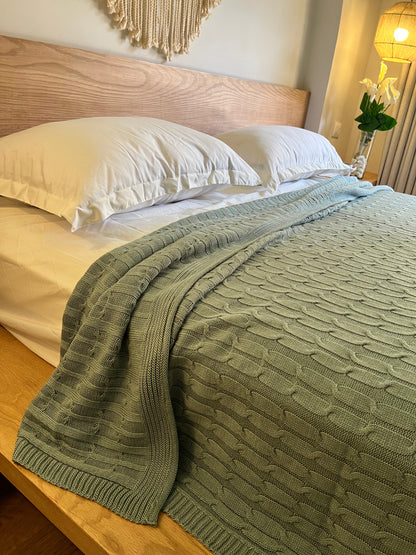 FRESH Knitted Cotton Throw Blanket