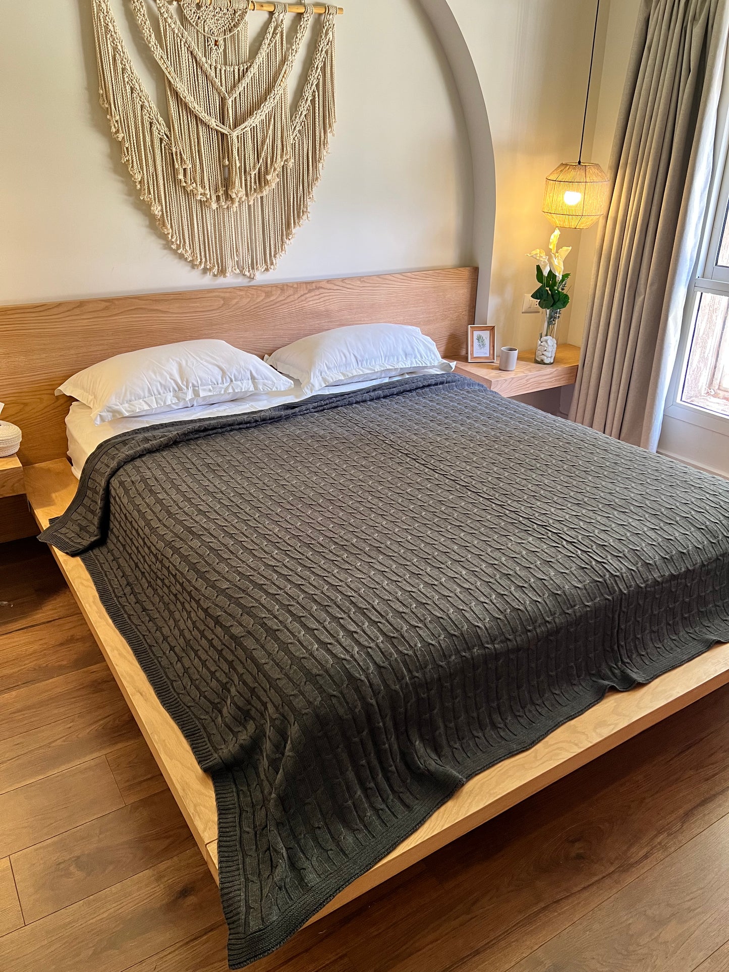 SMOKEY Knitted Cotton Throw Blanket