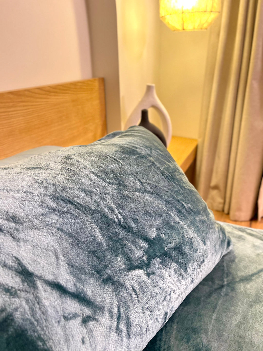 OCEAN Plain Flannel Bedsheet