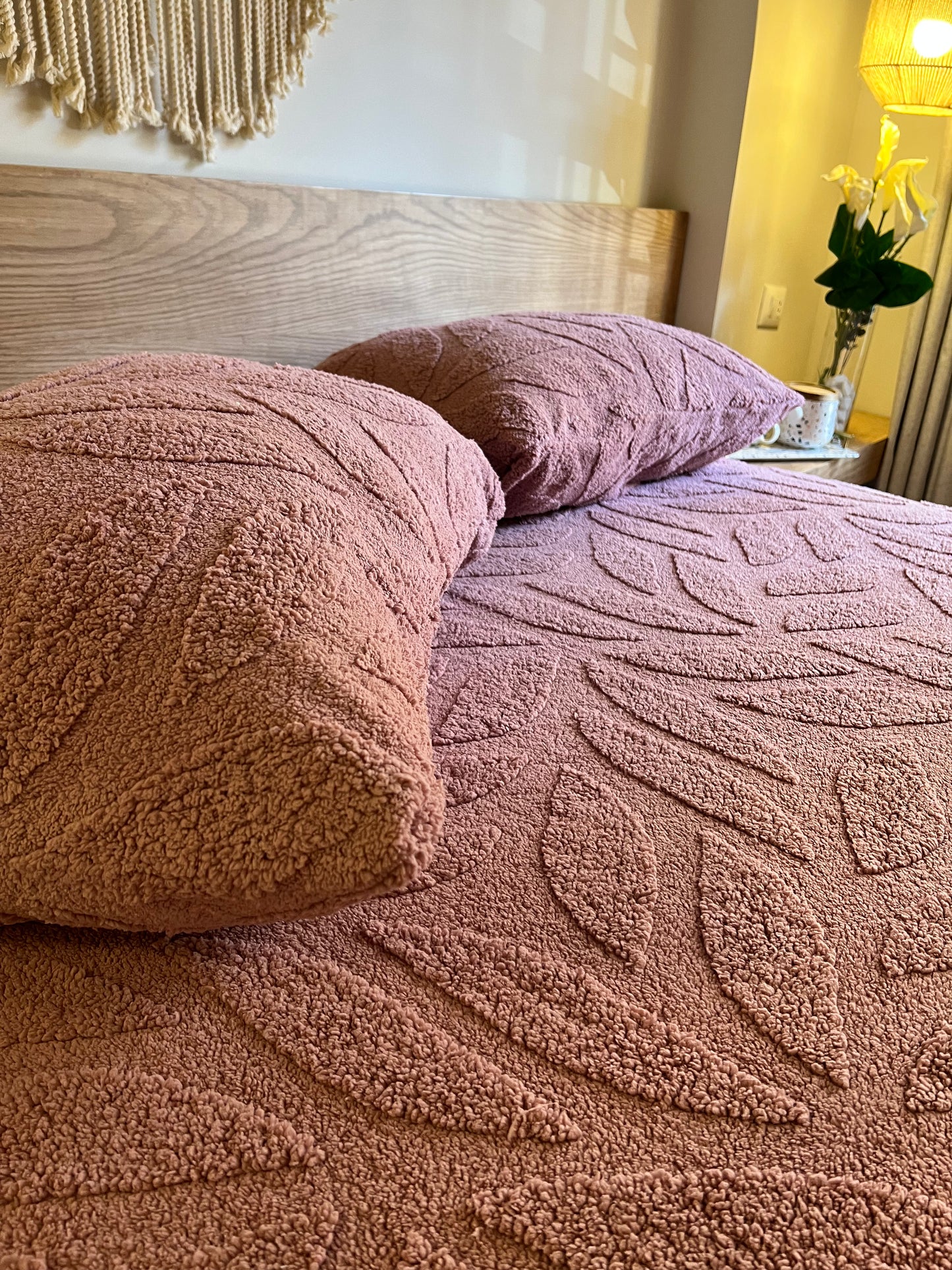 PEONY Floral Velvet Bedsheet