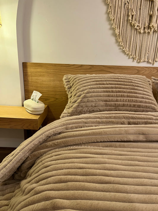 MOCHA Flow Fur Duvet