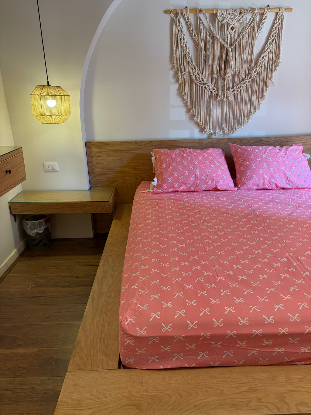PINKY BOWELLA cotton bedsheet