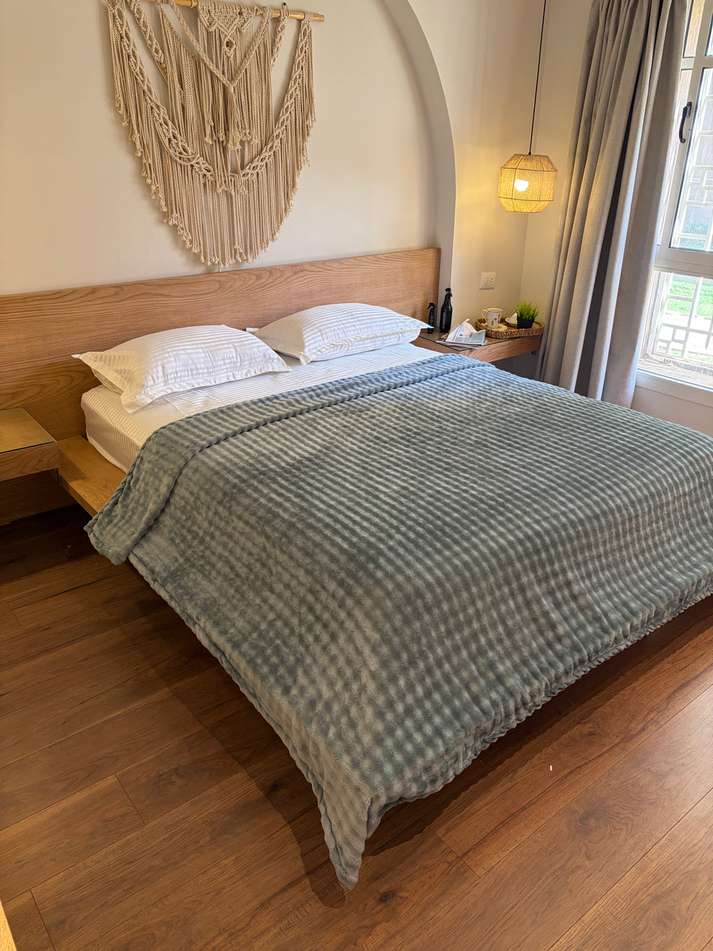 BREEZE Bubbles Blanket