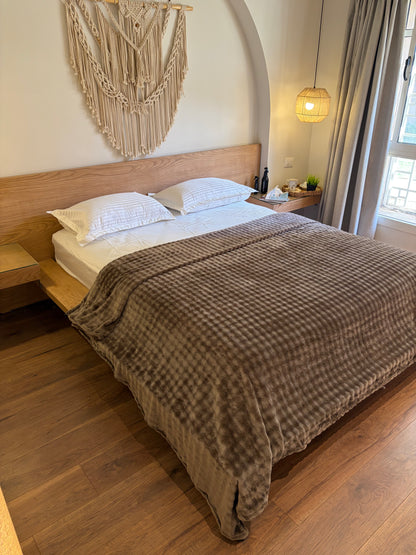 CAFE Bubbles Blanket