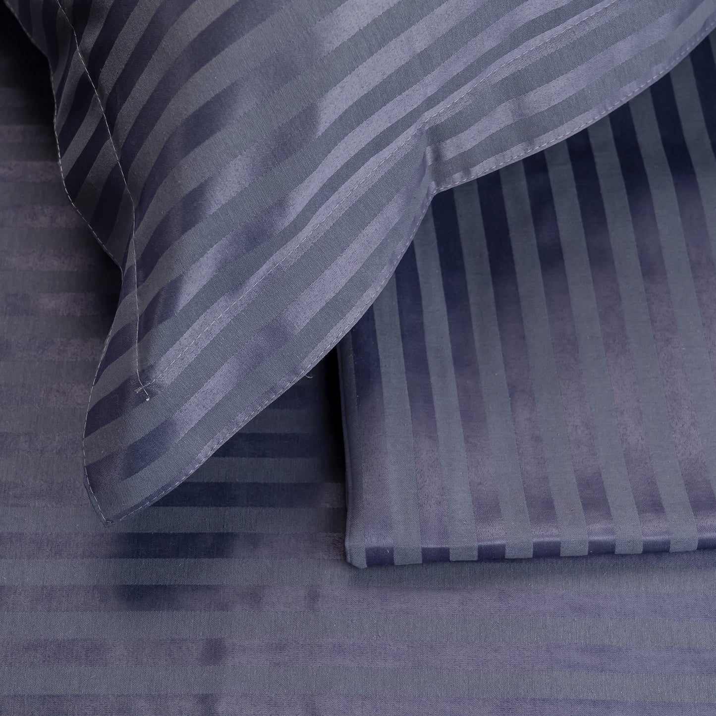 ASH stripe bedsheet