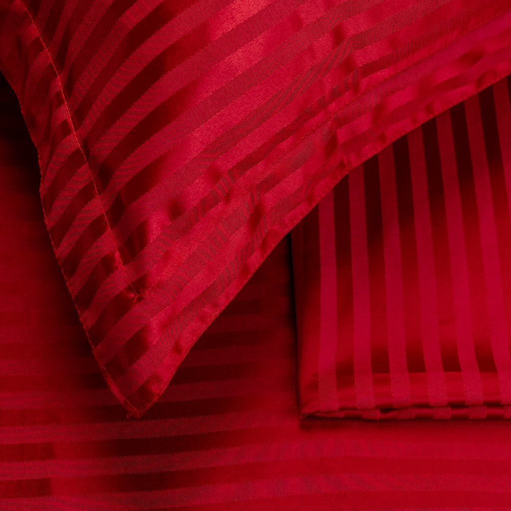 CRIMSON stripe bedsheet