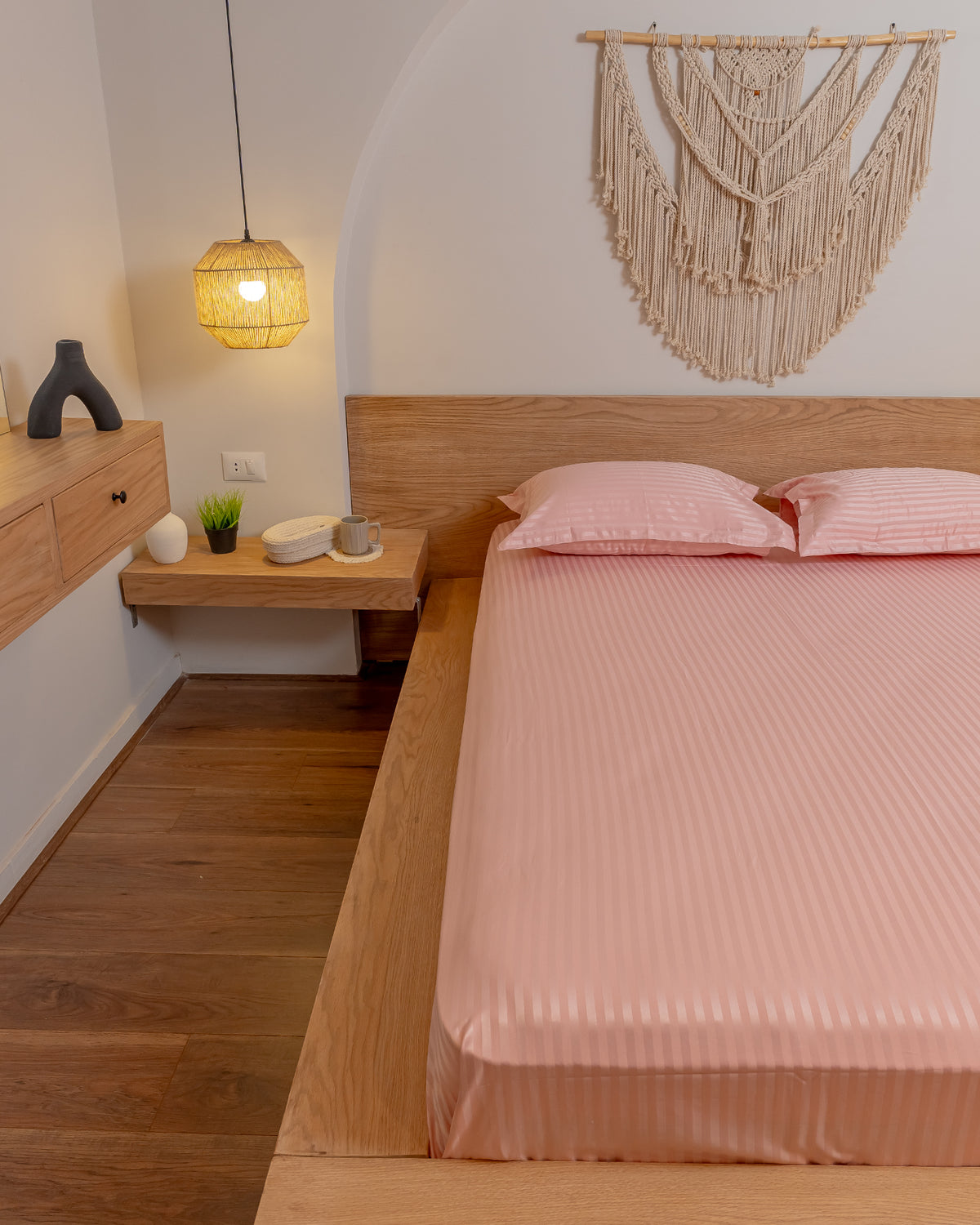 DUSTY ROSE stripe bedsheet