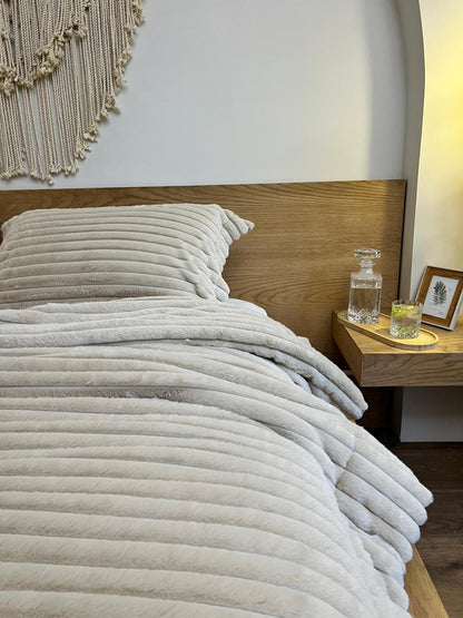 MILK TEA Flow Fur Duvet
