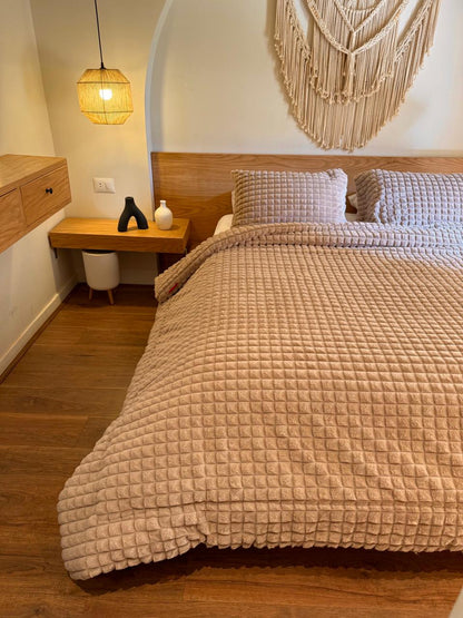 MILKY CHOCOLATE Cubes Fur Duvet