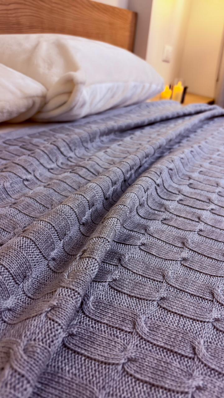 CLOUD Knitted Cotton Throw Blanket