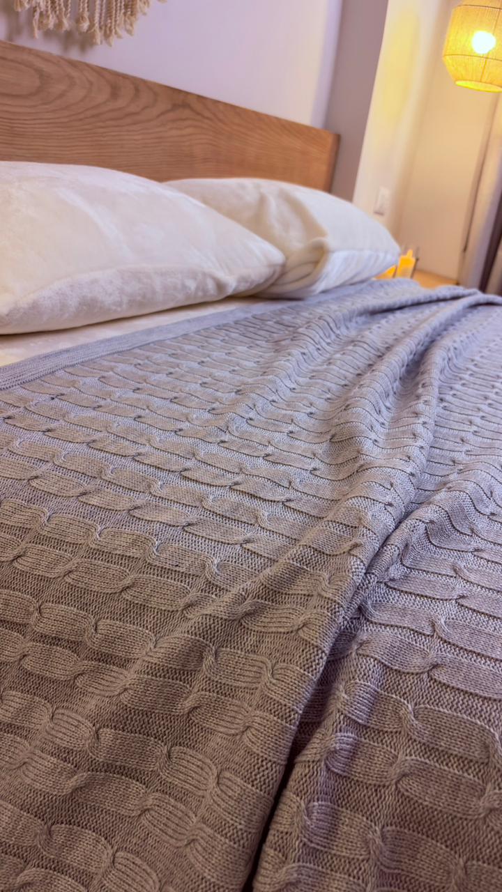 CLOUD Knitted Cotton Throw Blanket