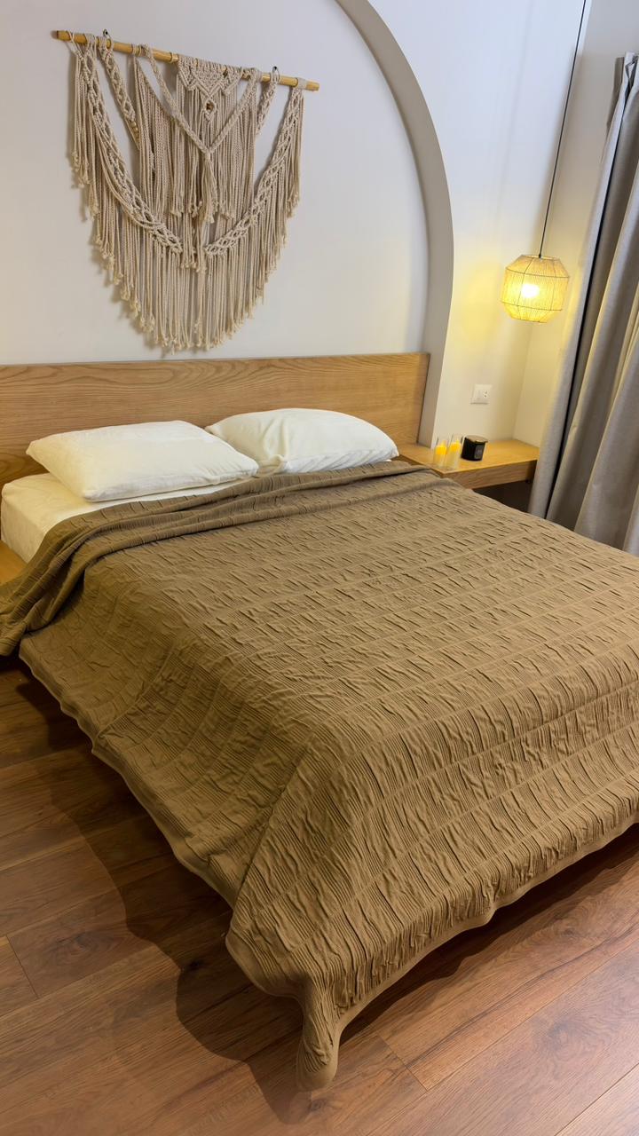 HAZEL CALMA Cotton Throw Blanket