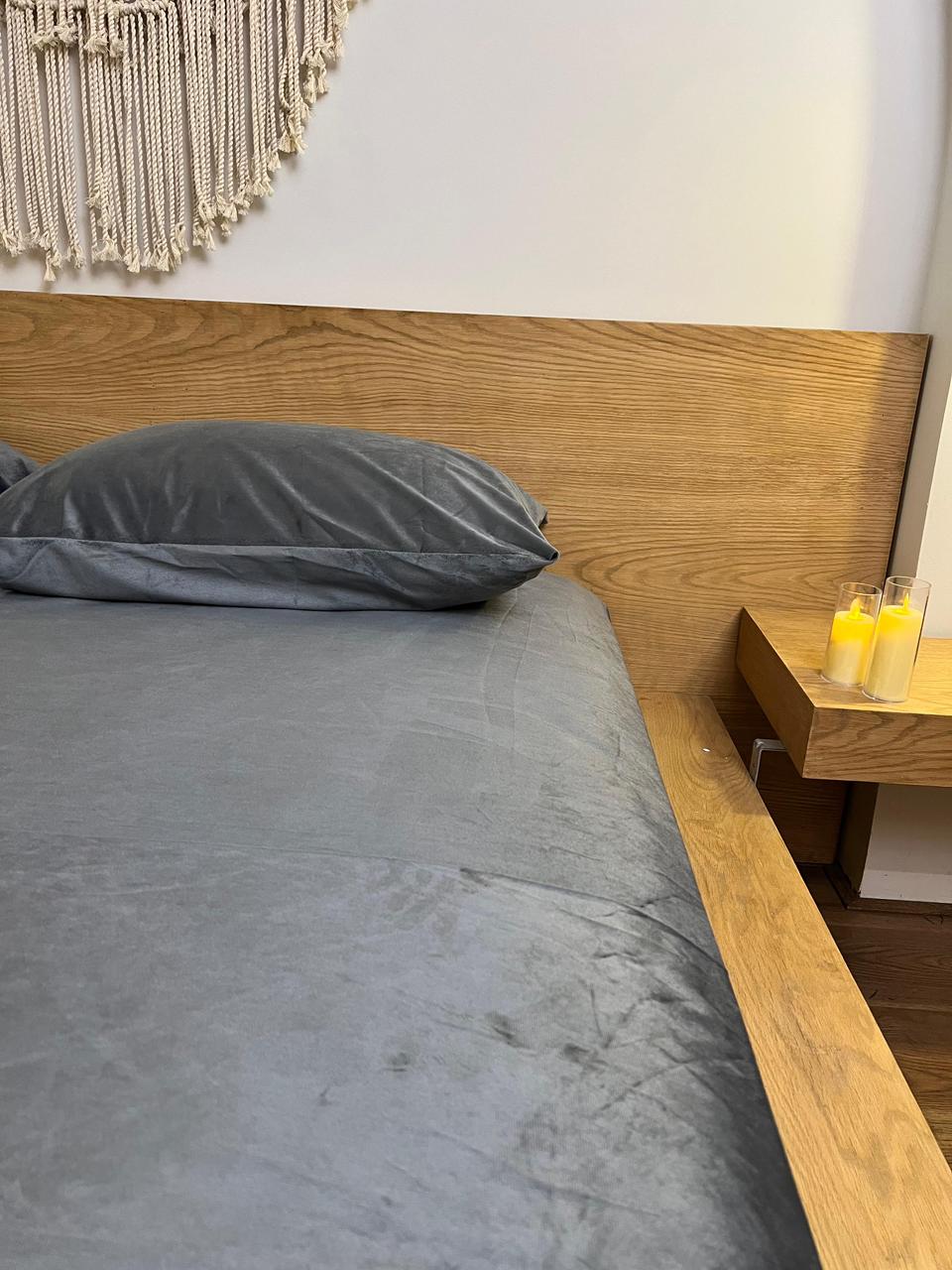 SMOKE Plain Velvet Bedsheet